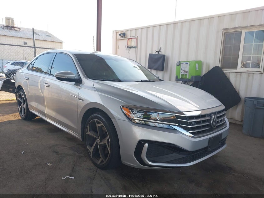 VOLKSWAGEN PASSAT 2.0T R-LINE