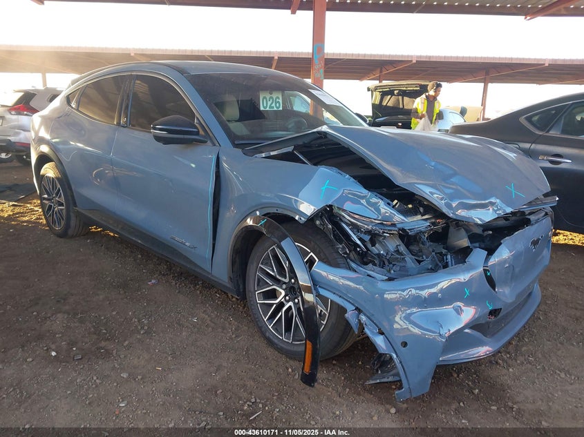 FORD MUSTANG MACH-E PREMIUM