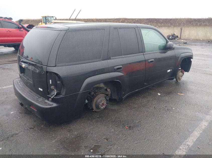 1GNET13H672226604 2007 CHEVROLET TRAILBLAZER photo no. 4