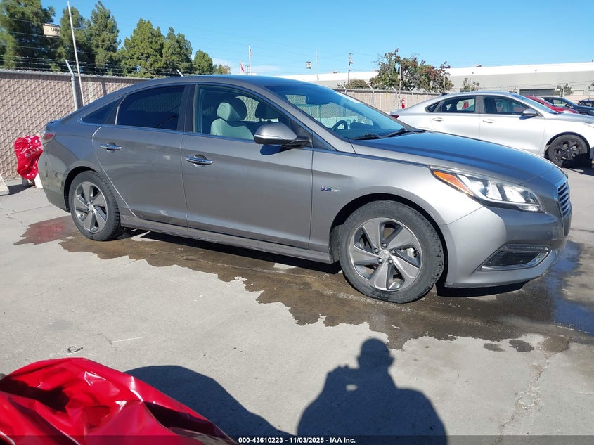 2017 HYUNDAI SONATA PLUG-IN HYBRID - KMHE14L26HA074323
