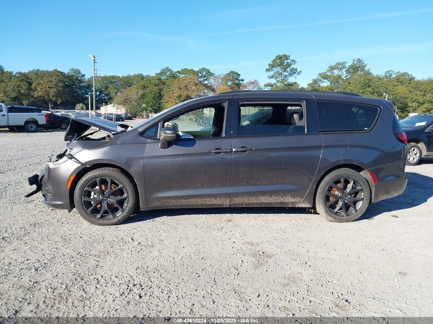 2022 CHRYSLER PACIFICA TOURING L - 2C4RC1BG9NR225772