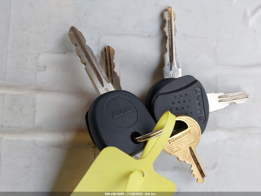 2007 Chevrolet Silverado 1500 Work Truck VIN: 1GCEK19057E513363 Lot: 43610258