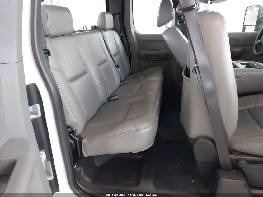 2007 Chevrolet Silverado 1500 Work Truck VIN: 1GCEK19057E513363 Lot: 43610258