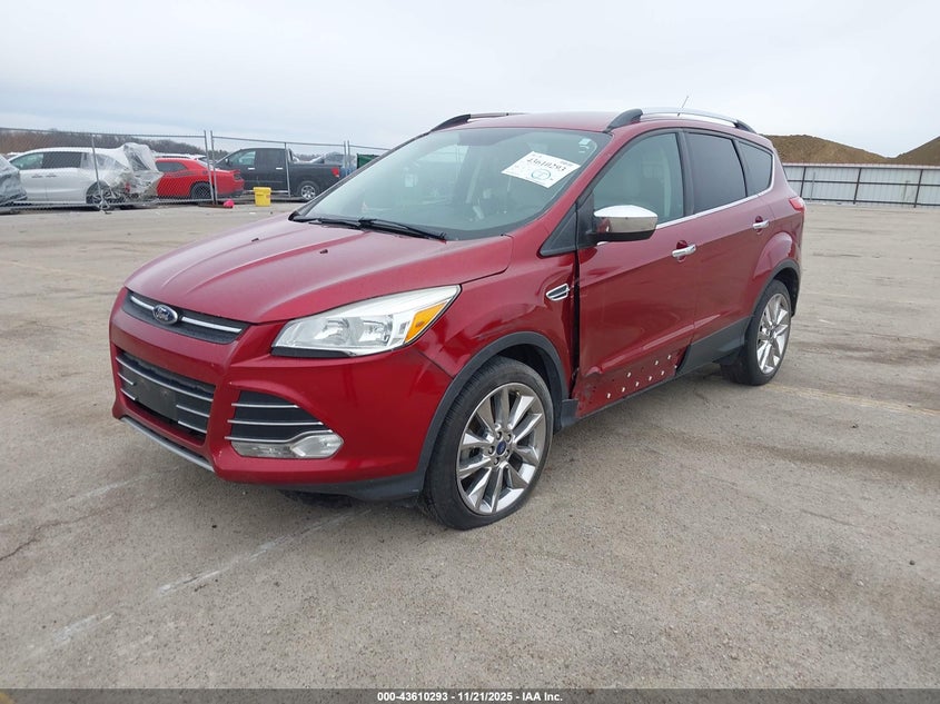 Vin: 1fmcu0gxxfub25153, lot: 44105395, ford escape se 20152