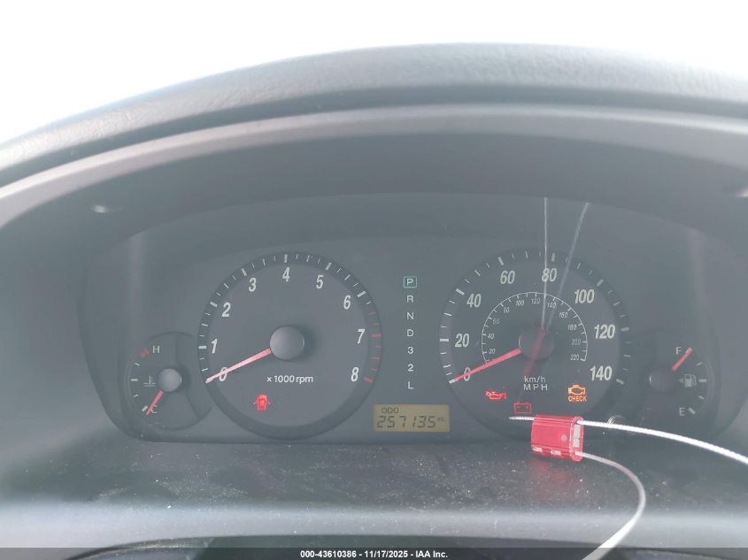 2005 Hyundai Elantra Gls/Gt VIN: KMHDN46D45U184083 Lot: 43610386