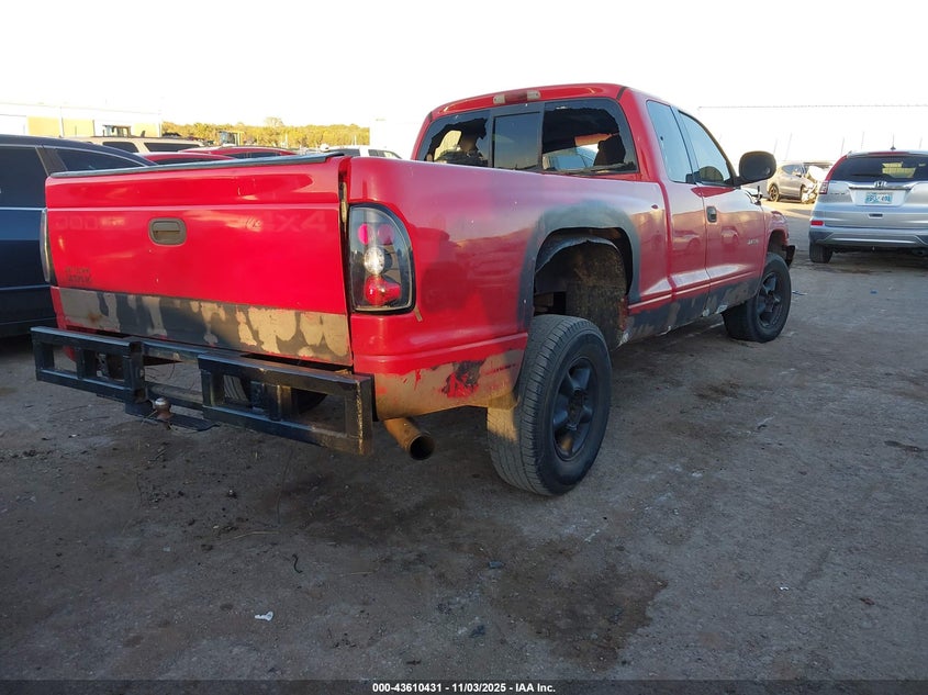 1B7GG23YXVS158462 1997 DODGE DAKOTA photo no. 4