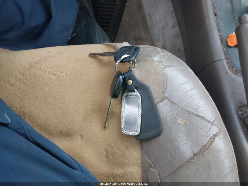 1999 Toyota Camry Xle V6 VIN: JT2BF28K9X0170594 Lot: 43610496