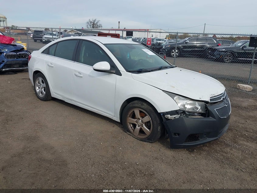 CHEVROLET CRUZE 1LT AUTO