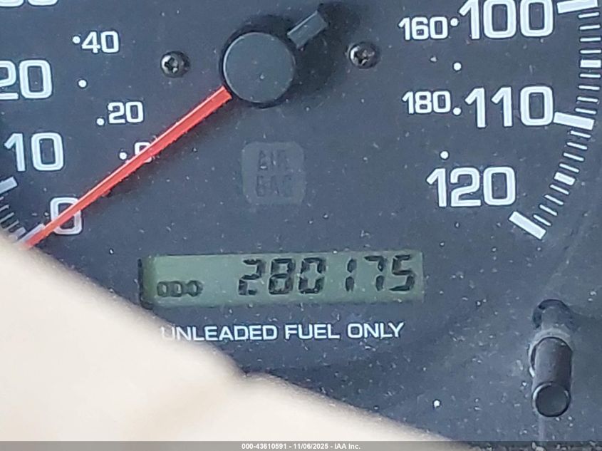 1998 Nissan Pathfinder VIN: JN8ARO5YXWW266256 Lot: 43610591