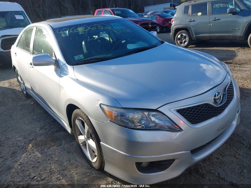 TOYOTA CAMRY SE V6