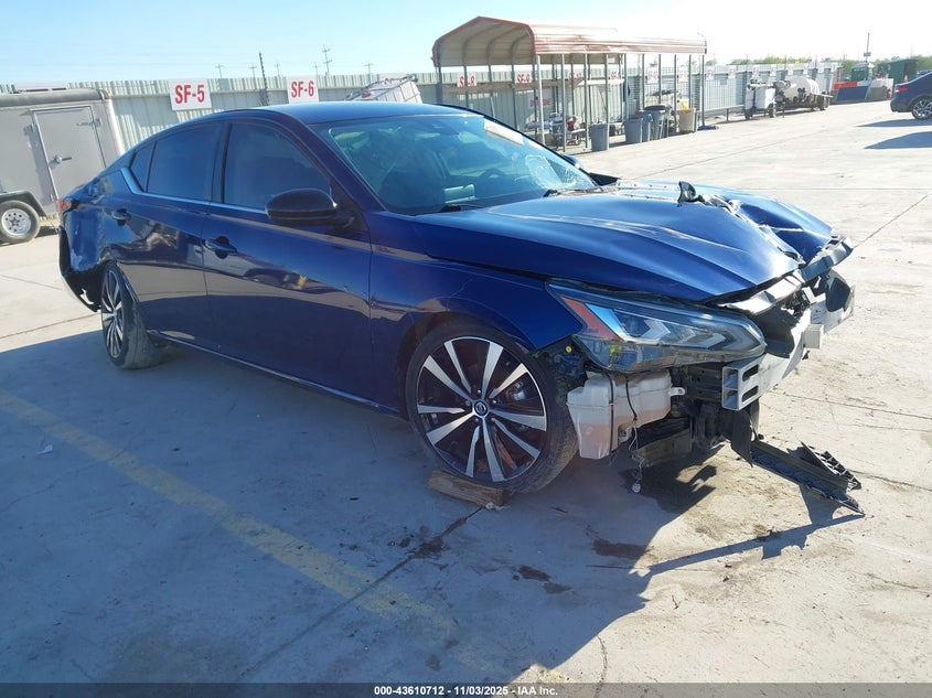 NISSAN ALTIMA SR FWD