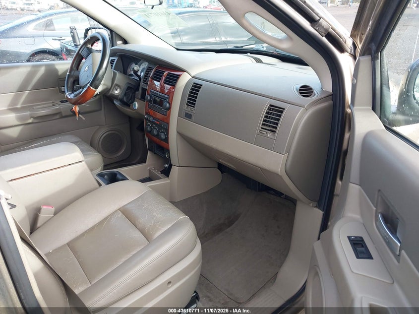 1D4HD48N15F608034 2005 DODGE DURANGO photo no. 5