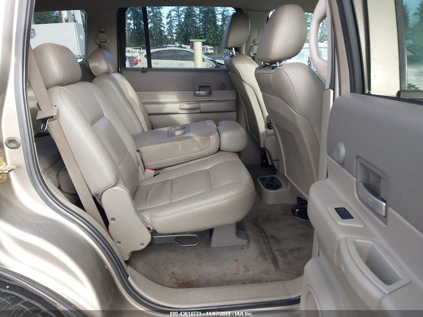 1D4HD48N15F608034 2005 DODGE DURANGO photo no. 8