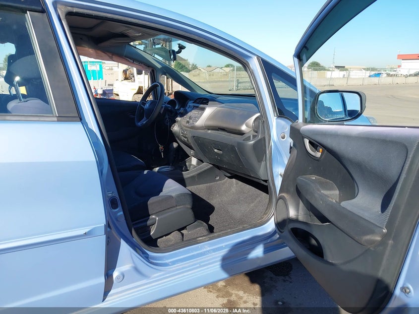 JHMGE88459S042315 2009 HONDA FIT photo no. 5