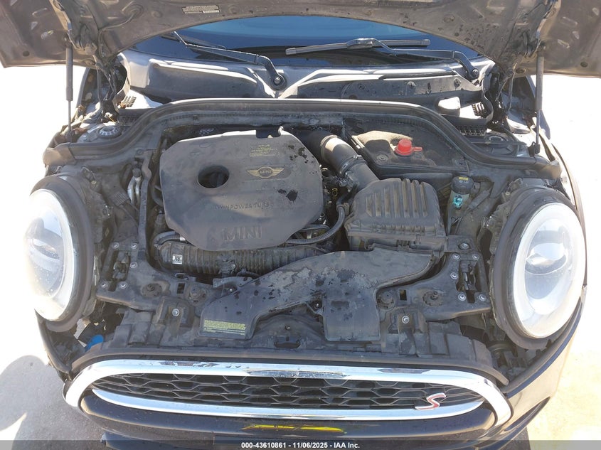 2015 Mini Hardtop Cooper S VIN: WMWXU3C56F2B62062 Lot: 43610861