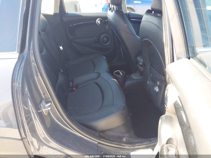 2015 Mini Hardtop Cooper S VIN: WMWXU3C56F2B62062 Lot: 43610861