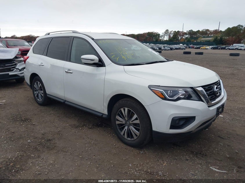 NISSAN PATHFINDER SV