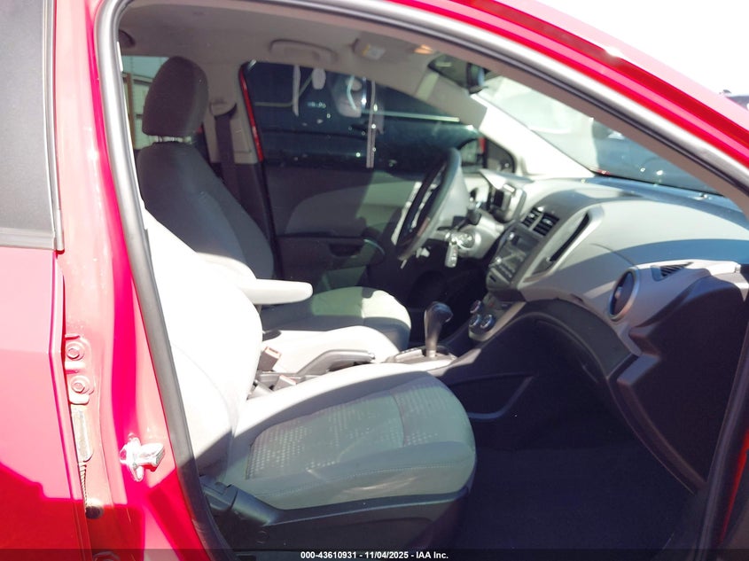 2016 CHEVROLET SONIC LS AUTO 1G1JA5SH9G4182018