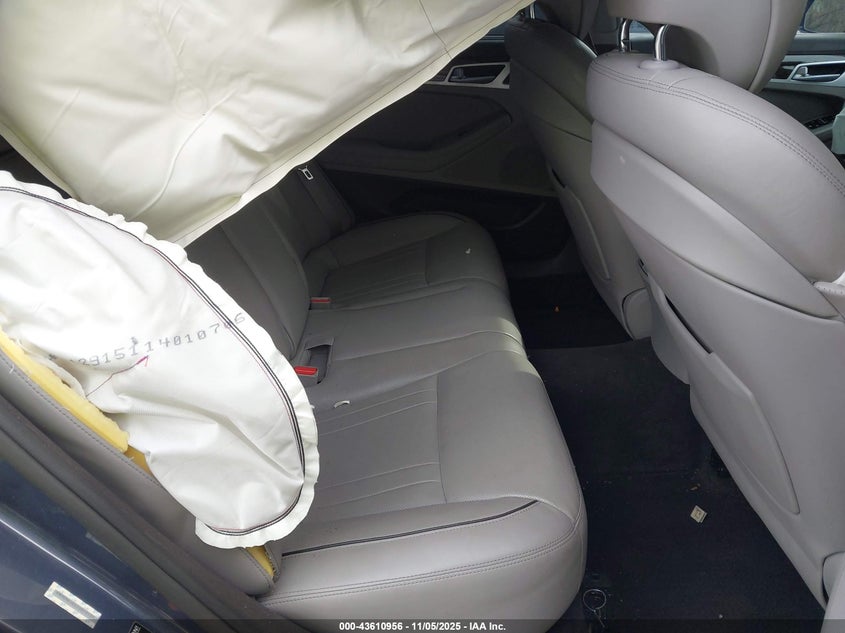 2015 HYUNDAI GENESIS 3.8 - KMHGN4JE4FU019133