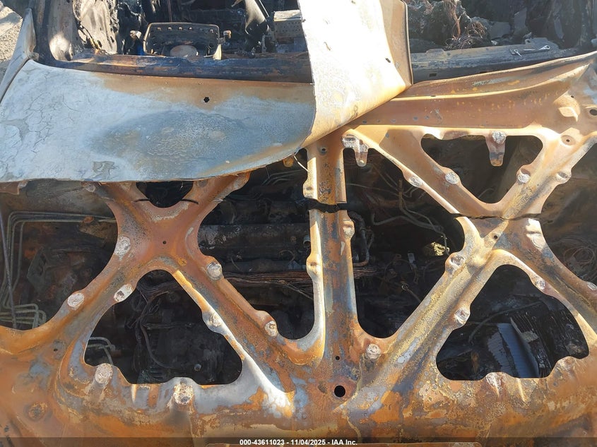 2005 Toyota Matrix Xr VIN: 2T1KR32E55C479084 Lot: 43611023