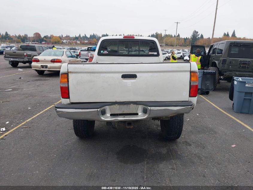 2000 Toyota Tacoma Base V6 VIN: 5TEWN72N8YZ714757 Lot: 43611030