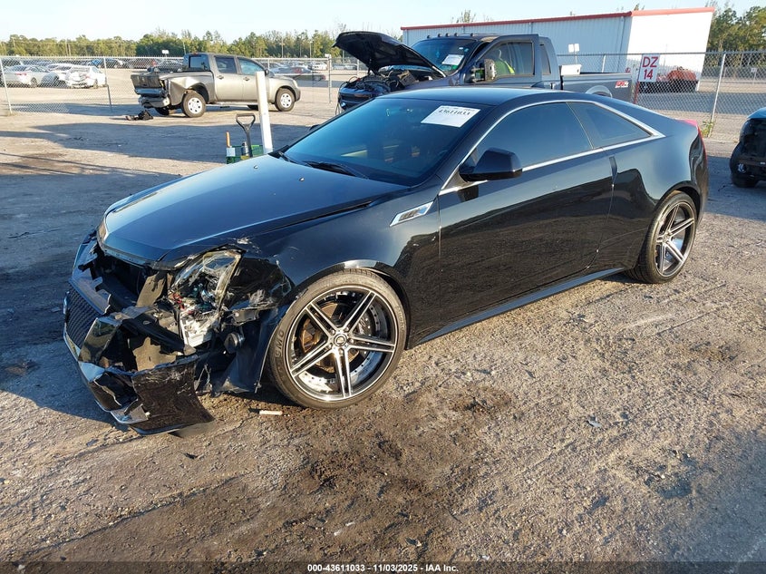 1G6DJ1ED2B0136023 2011 CADILLAC CTS photo no. 2