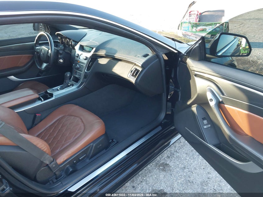 1G6DJ1ED2B0136023 2011 CADILLAC CTS photo no. 5