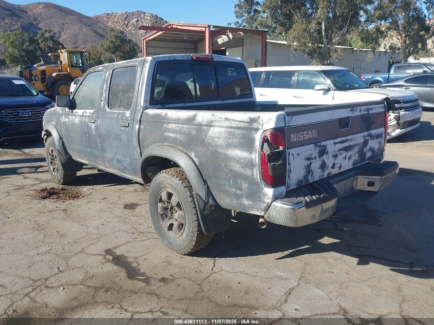 1N6ED27T6YC387750 2000 NISSAN NAVARA (FRONTIER) photo no. 3