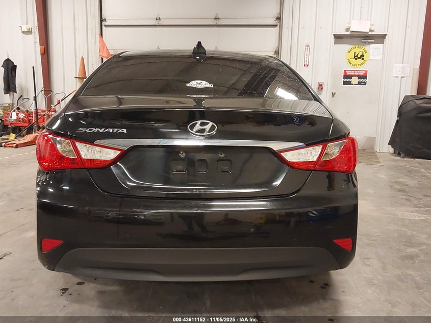 2014 HYUNDAI SONATA GLS - 5NPEB4AC0EH880854