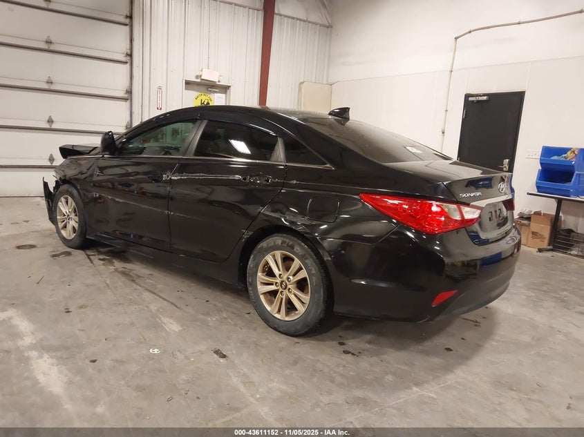 2014 HYUNDAI SONATA GLS - 5NPEB4AC0EH880854