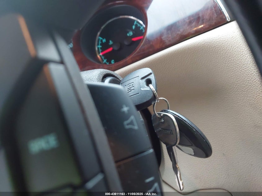 2007 Buick Lucerne Cx VIN: 1G4HP57227U182740 Lot: 43611163