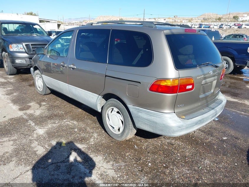 4T3ZF13C5XU149740 1999 TOYOTA SIENNA photo no. 3