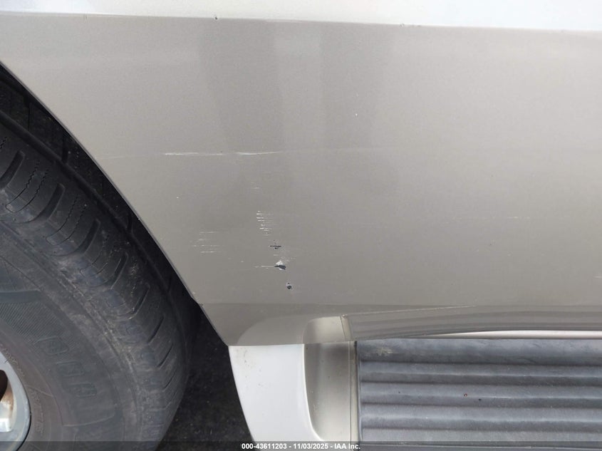 2003 Cadillac Escalade Standard VIN: 1GYEC63T33R278259 Lot: 43611203