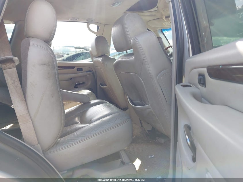 2003 Cadillac Escalade Standard VIN: 1GYEC63T33R278259 Lot: 43611203