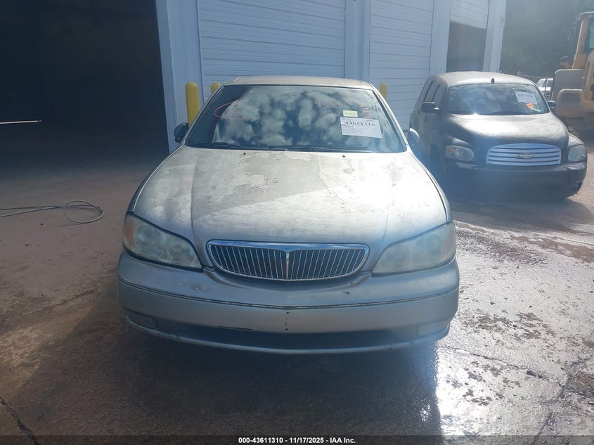 2001 Infiniti I30 Luxury VIN: JNKCA31A61T024711 Lot: 43611310