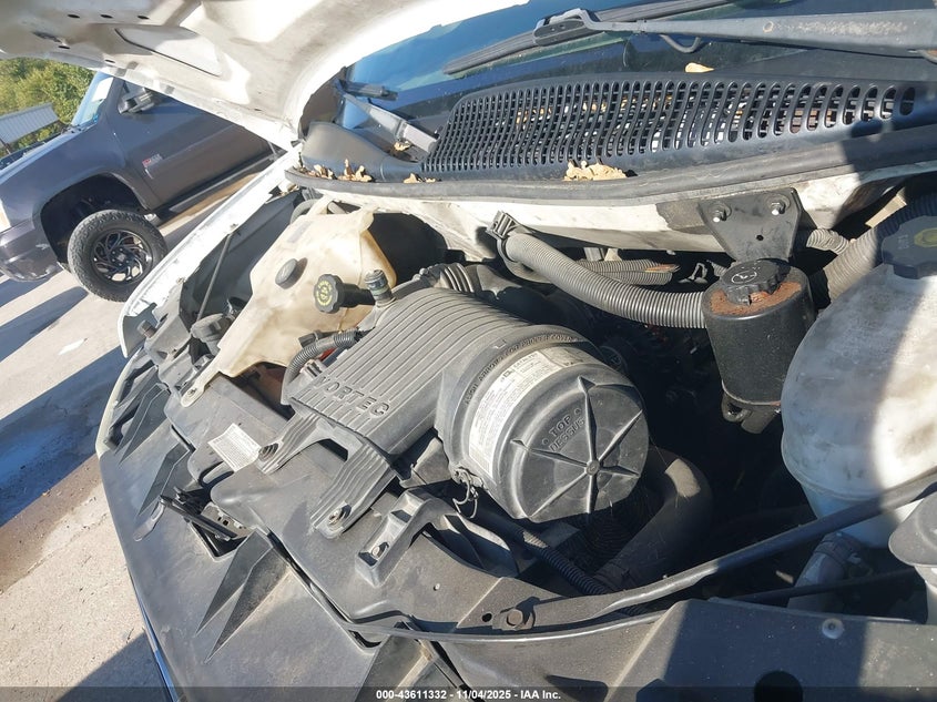 2004 Chevrolet Express VIN: 1GAHG39U141159110 Lot: 43611332