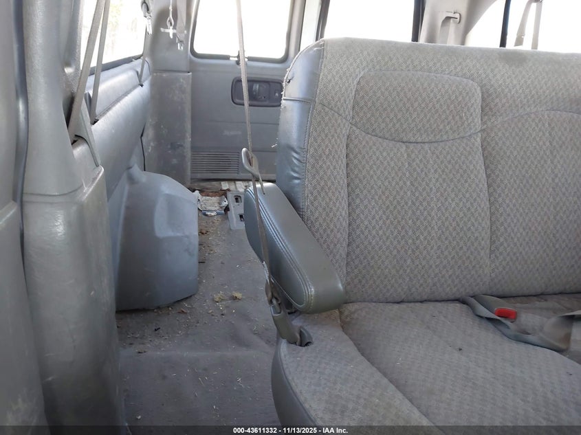 2004 Chevrolet Express VIN: 1GAHG39U141159110 Lot: 43611332