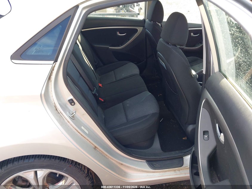 2013 HYUNDAI ELANTRA GT KMHD35LEXDU105636