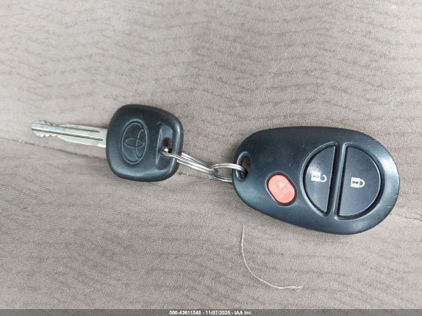 2008 Toyota Sequoia Sr5 5.7L V8 VIN: 5TDZY64A58S008030 Lot: 43611348