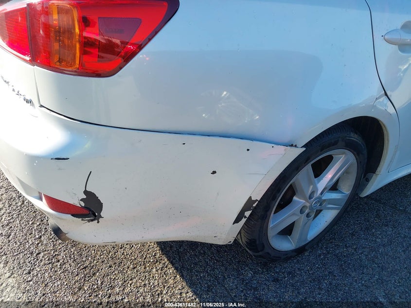 2010 Lexus Is 250 VIN: JTHCF5C2XA5042832 Lot: 43611482