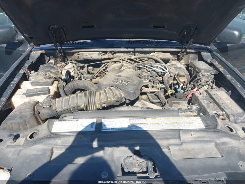 2002 Ford Explorer Sport Trac VIN: 1FMZU77E62UB57271 Lot: 43611483