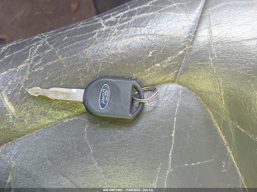 2002 Ford Explorer Sport Trac VIN: 1FMZU77E62UB57271 Lot: 43611483