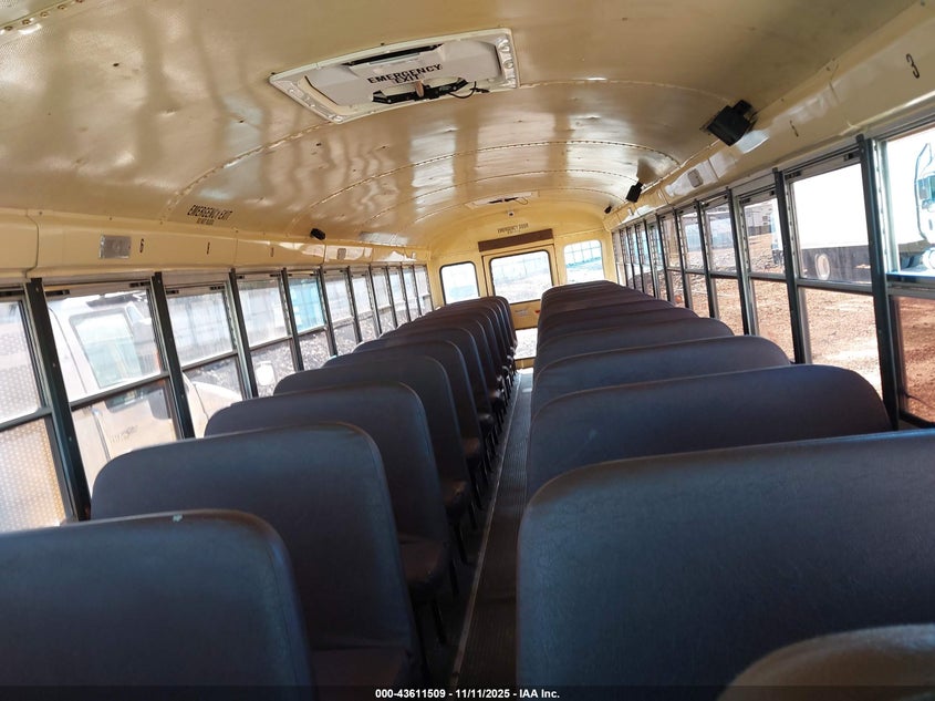 2005 Ic Corporation 3000 VIN: 4DRBUAFN95A981335 Lot: 43611509