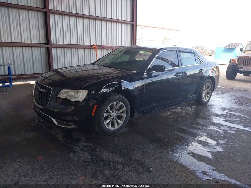 2C3CCAAG3FH898446 2015 CHRYSLER 300 photo no. 2