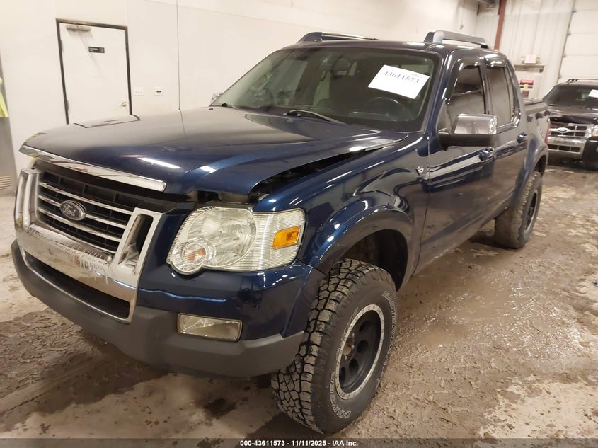 1FMEU53877UB01124 2007 FORD EXPLORER SPORT TRAC photo no. 2
