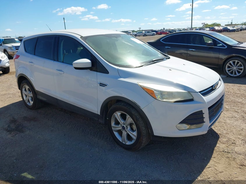 FORD ESCAPE SE
