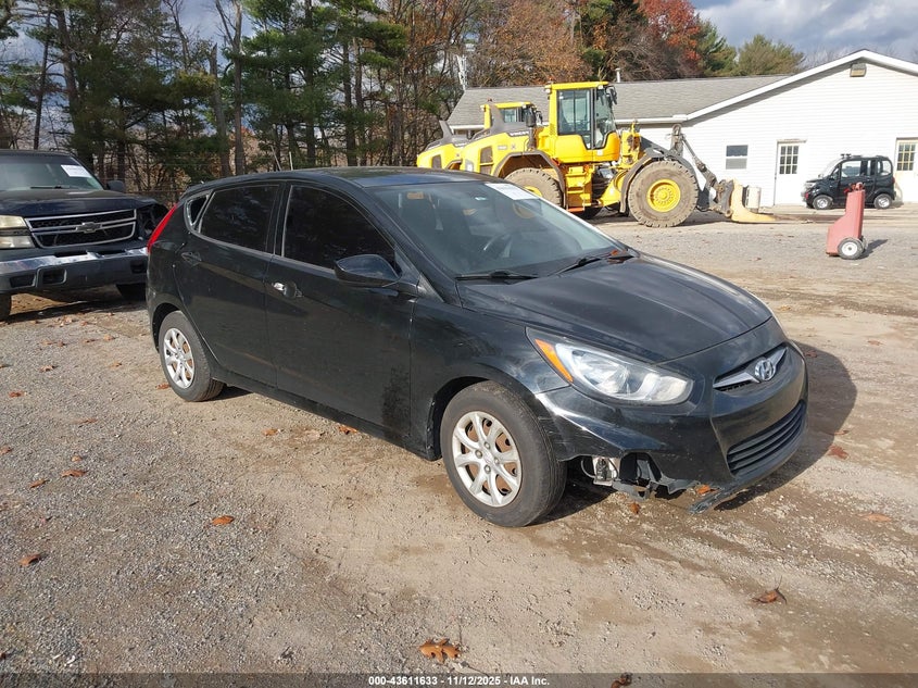 2013 HYUNDAI ACCENT GS - KMHCT5AE4DU072406