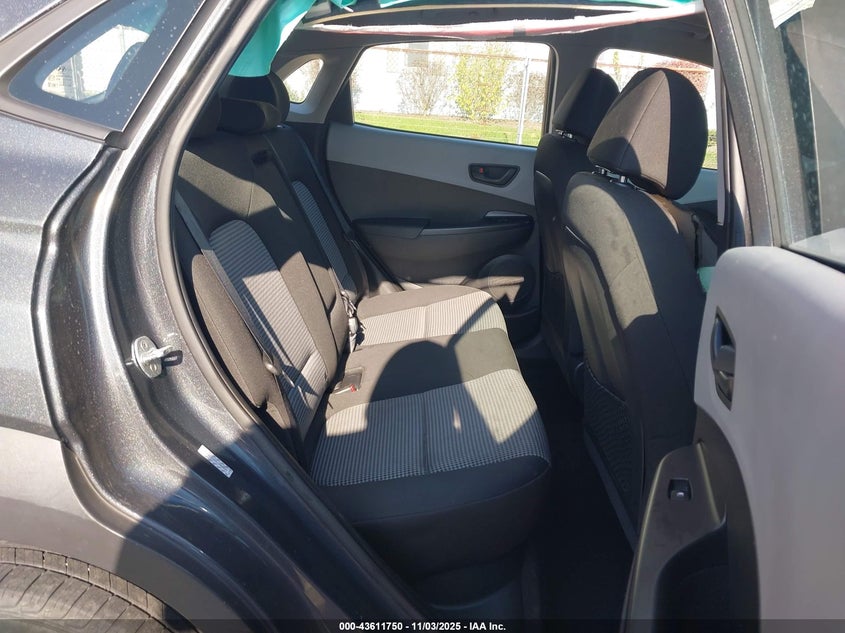 2020 HYUNDAI KONA SE KM8K1CAAXLU460824