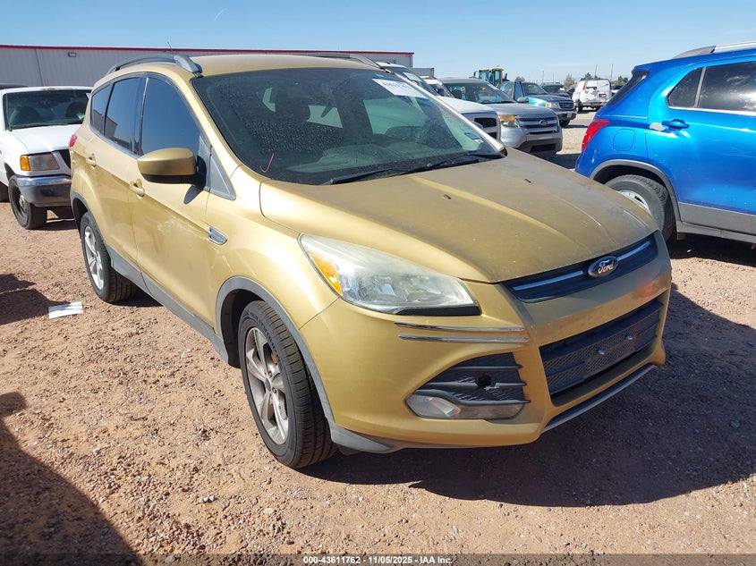 FORD ESCAPE SE