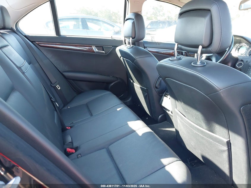 2009 Mercedes-Benz C 300 Luxury/Sport VIN: WDDGF54X49R049007 Lot: 43611781